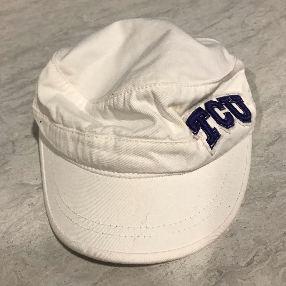 Top world womens TCU hat